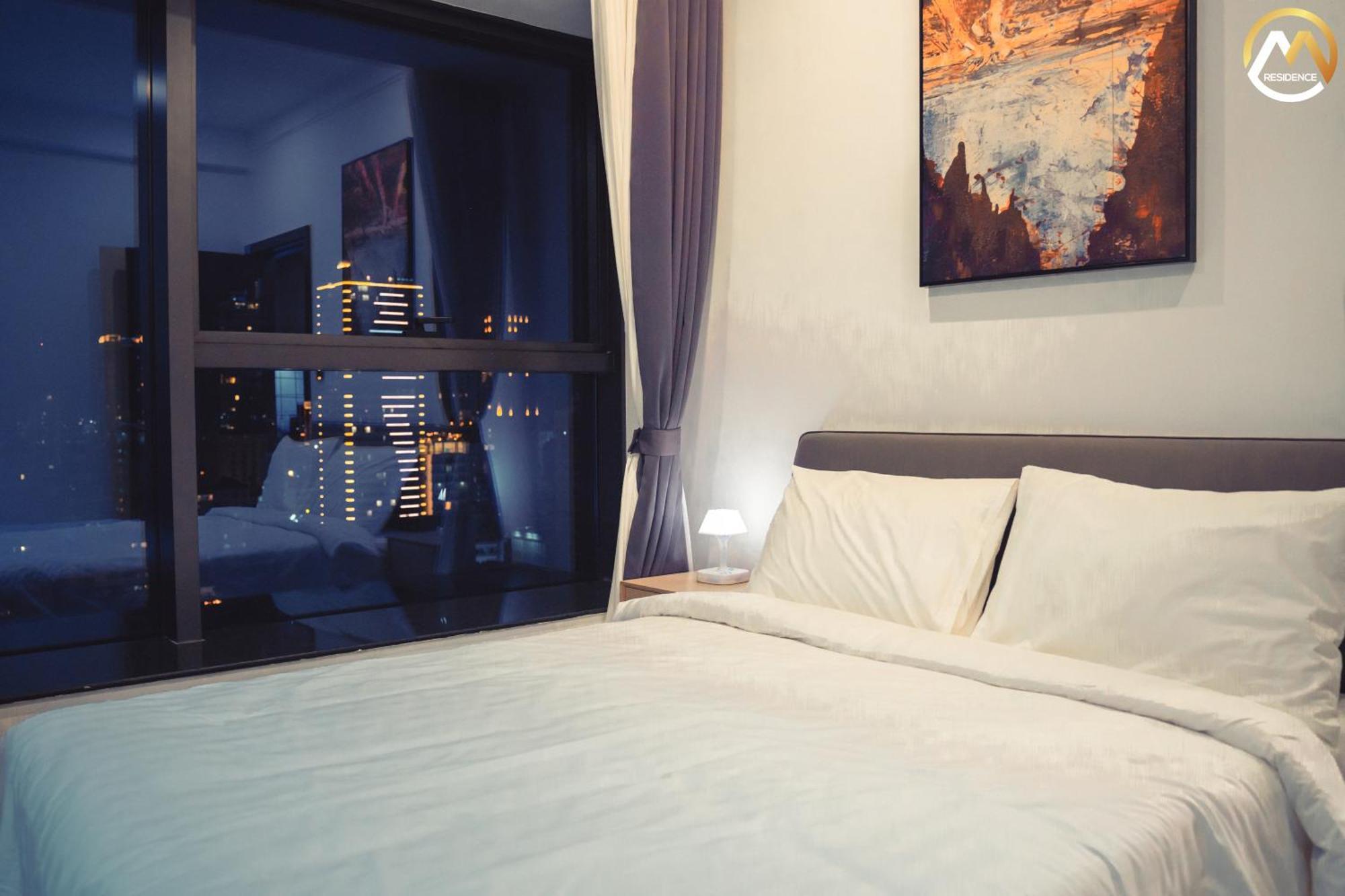 Hotel Serviced Apartments Top One Infinity Pool With View Of 360 Degree Phnom Penh Esterno foto